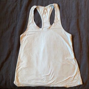 Vuori Luxe Performance Tank, dove grey, size Large